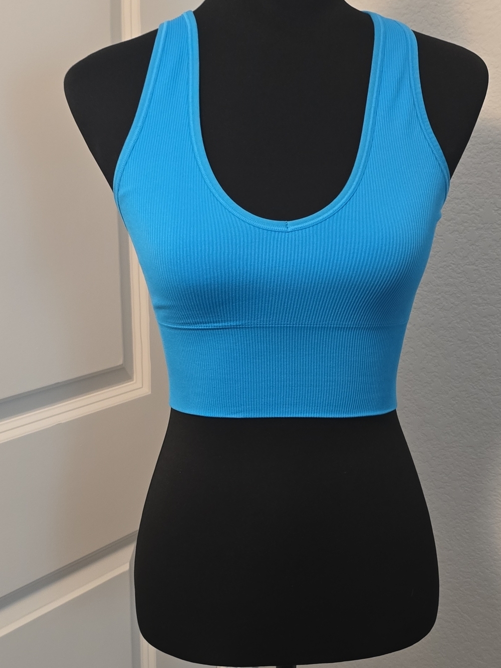 Athleta Ribbed Scoop Neck Crop Tank Top - Bright Blue